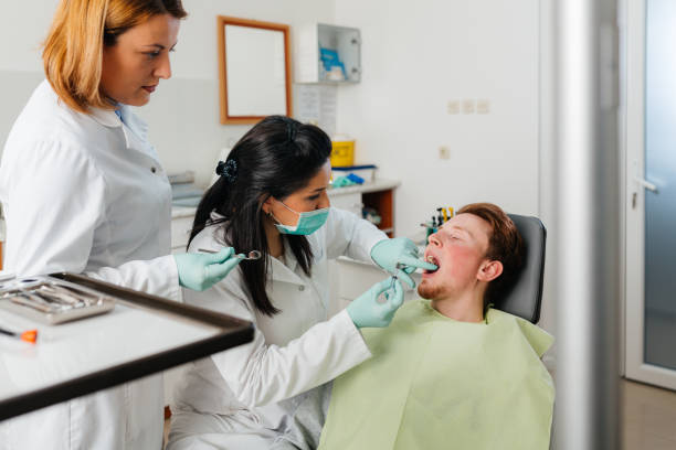Best Broken or Cracked Tooth Emergency Dentist in Plainview, TN
